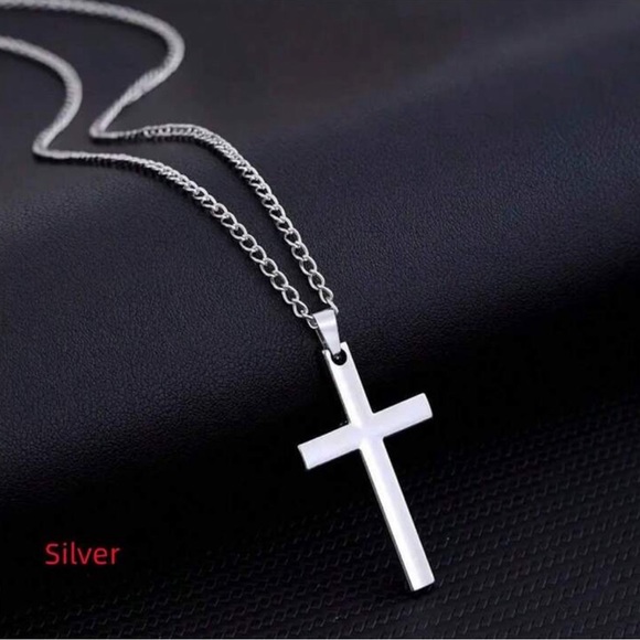 SILVER CHRISTIAN STAINLESS STEEL CROSS PENDANTS NECKLACE. *NEW* - Picture 1 of 4